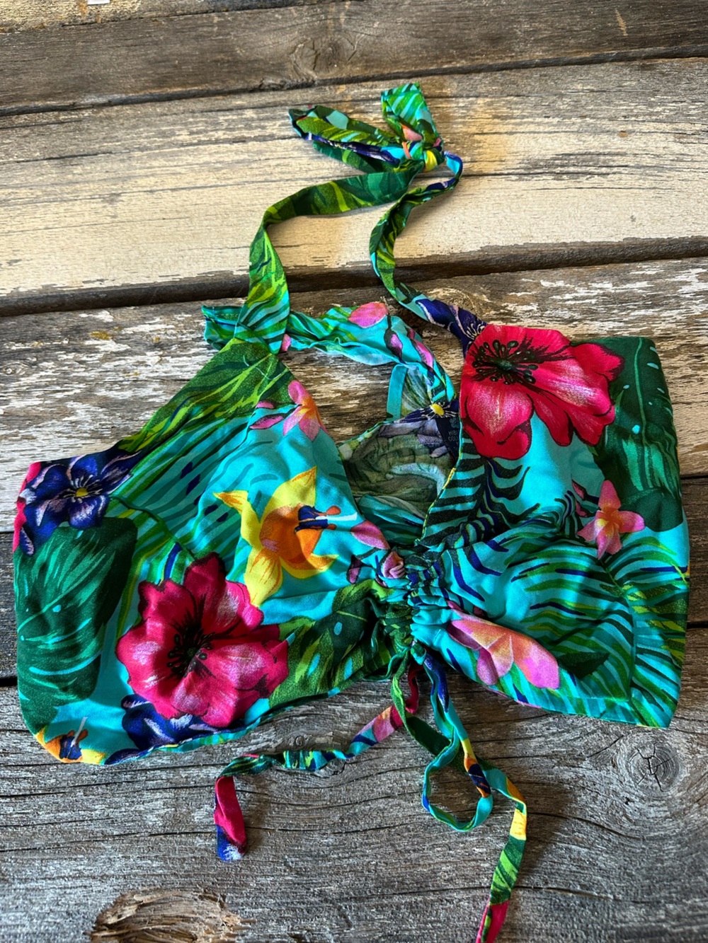Hibiscus Collection Hawaii | One Size Halter Top Tie Cropped Top